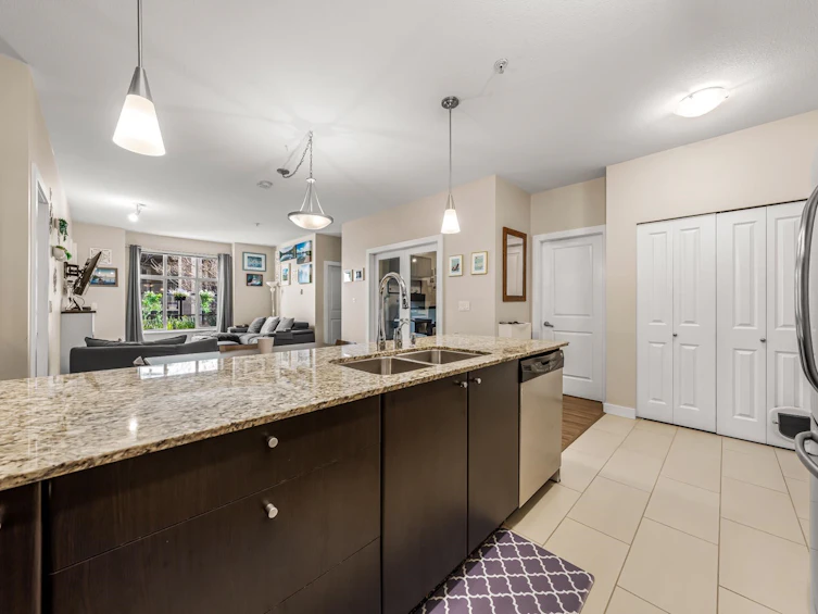 102-250 Francis Way, New Westminster, BC, V3L 0E6 - 5