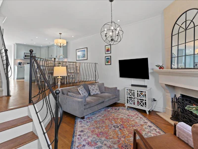 8-1266 W 6th Avenue - 5