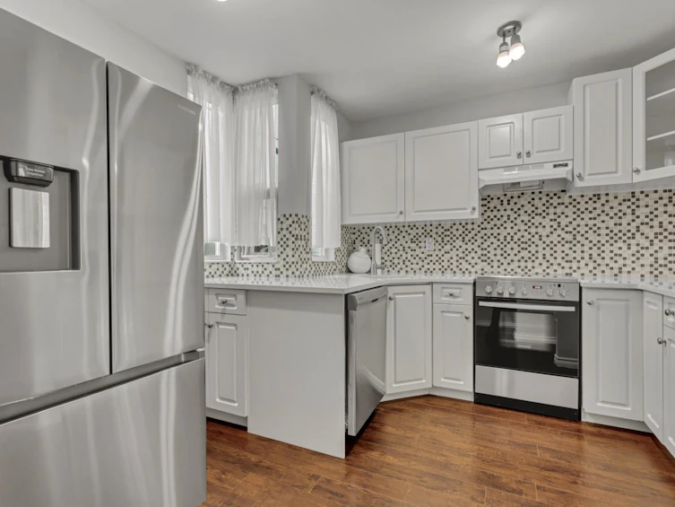 5-1535 St. Georges Avenue, North Vancouver, BC, V7L 3J6 - 7