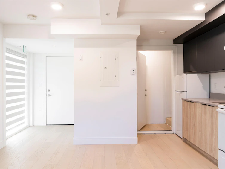 7359 Oak Street, Vancouver, BC, V6P 1V9 - 10