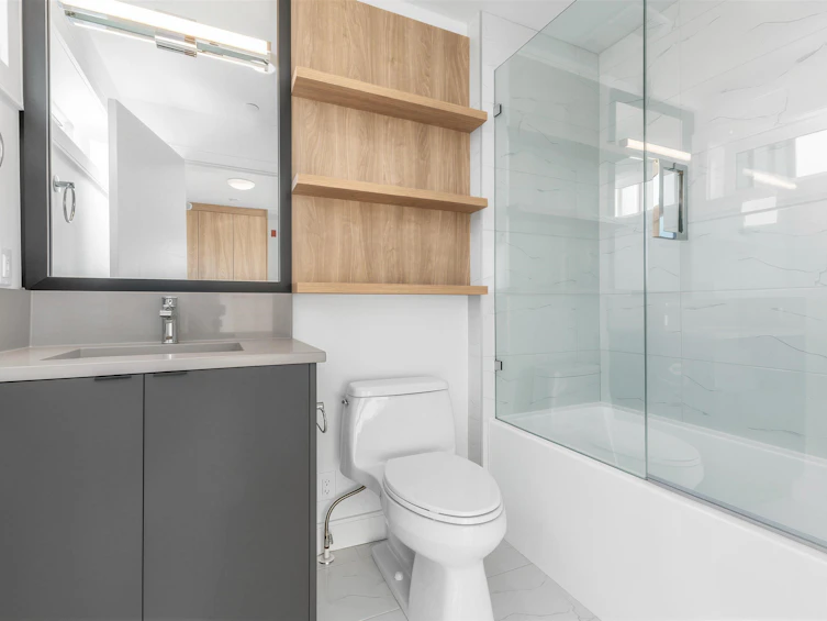 7359 Oak Street, Vancouver, BC, V6P 1V9 - 16