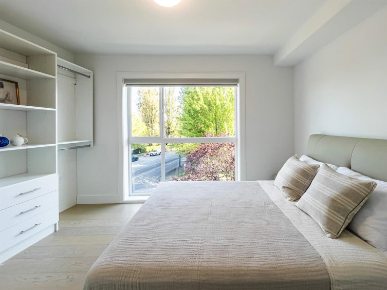 7359 Oak Street, Vancouver, BC, V6P 1V9 - 11