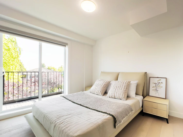 7359 Oak Street, Vancouver, BC, V6P 1V9 - 12