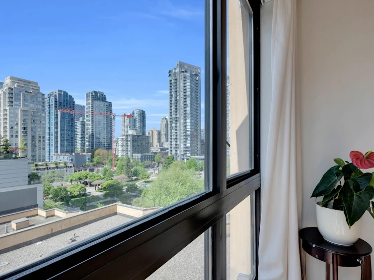 801-488 Helmcken Street, Vancouver, BC, V6B 6E4 - 10