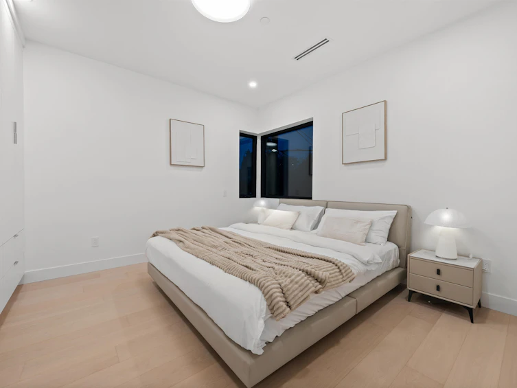 3670 Fleming Street, Vancouver, BC, V5N 3V8 - 20