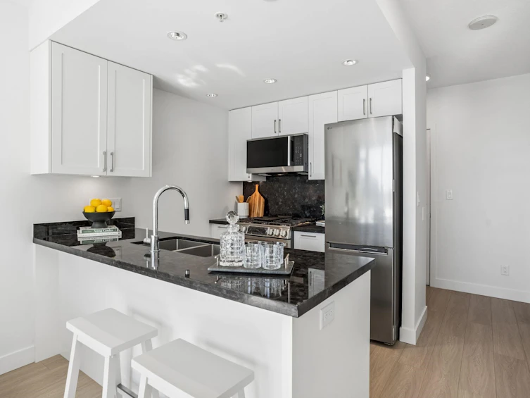 605-1708 Columbia Street, Vancouver, BC, V5Y 0H7 - 7