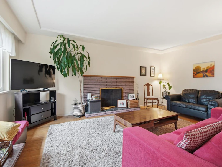 2935 Victoria Drive, Vancouver, BC, V5N 4L7 - 3