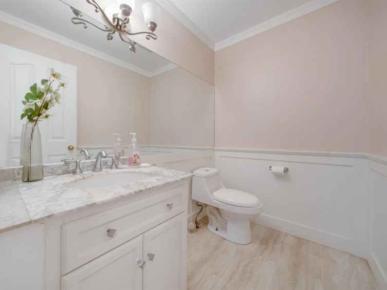 15023 21b Avenue, Surrey, BC, V4A 8Z8 - 12