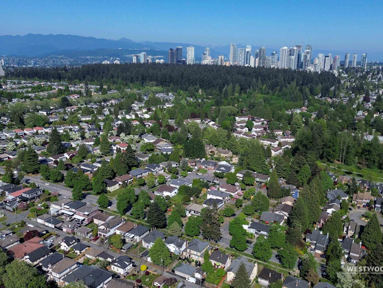 6858 Tyne Street, Vancouver, BC, V5S 3M5 - 38