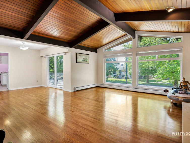 6858 Tyne Street, Vancouver, BC, V5S 3M5 - 5