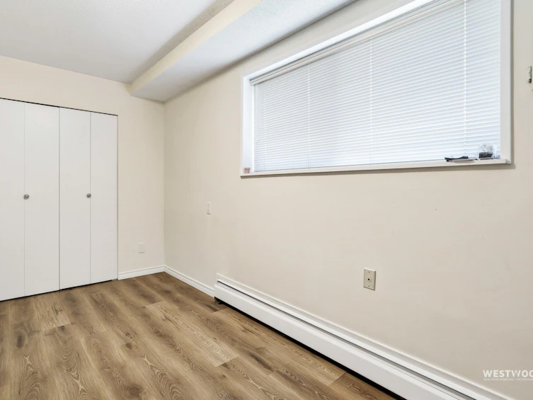 6858 Tyne Street, Vancouver, BC, V5S 3M5 - 21