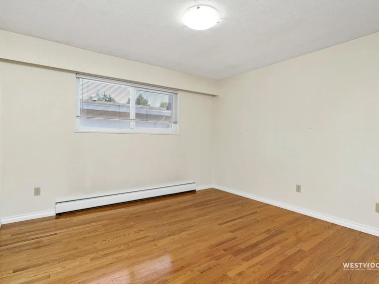 6858 Tyne Street, Vancouver, BC, V5S 3M5 - 10