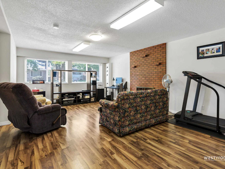6858 Tyne Street, Vancouver, BC, V5S 3M5 - 16