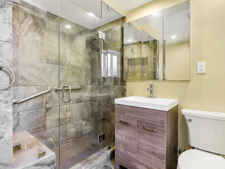 6858 Tyne Street, Vancouver, BC, V5S 3M5 - 20
