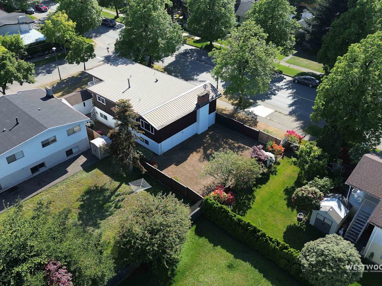 6858 Tyne Street, Vancouver, BC, V5S 3M5 - 34