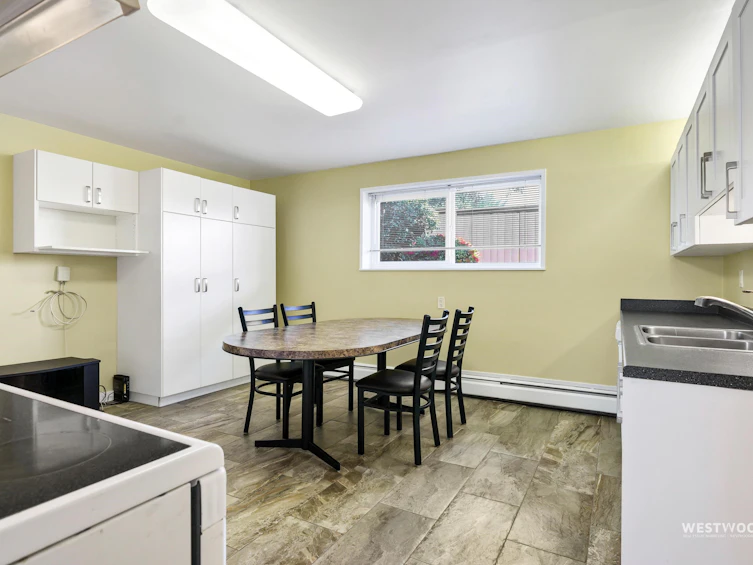 6858 Tyne Street, Vancouver, BC, V5S 3M5 - 18