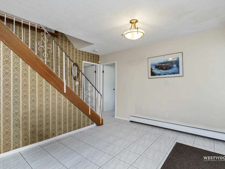 6858 Tyne Street, Vancouver, BC, V5S 3M5 - 15