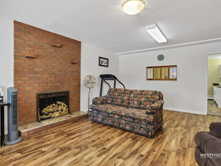 6858 Tyne Street, Vancouver, BC, V5S 3M5 - 17