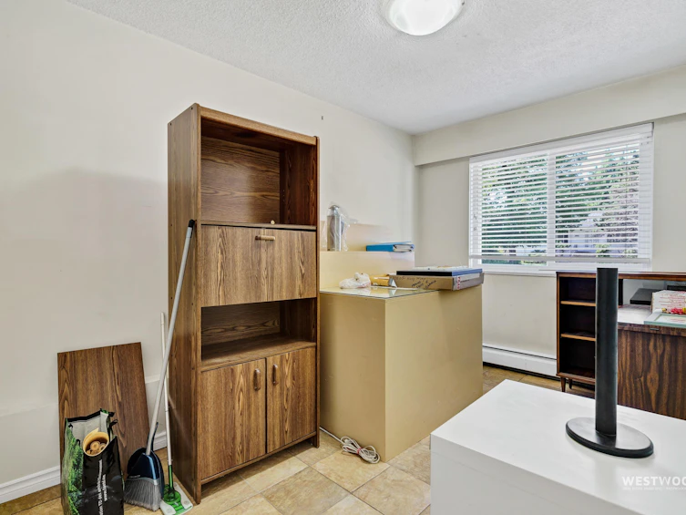 6858 Tyne Street, Vancouver, BC, V5S 3M5 - 23