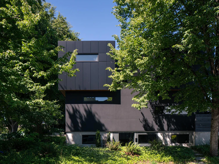 91 E 40th Avenue, Vancouver, BC, V5W 1L3