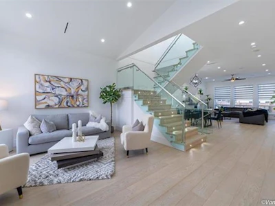 16759 18 Avenue - 3