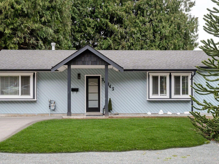 34843 Laburnum Avenue, Abbotsford, BC, V2S 5J3 - 5