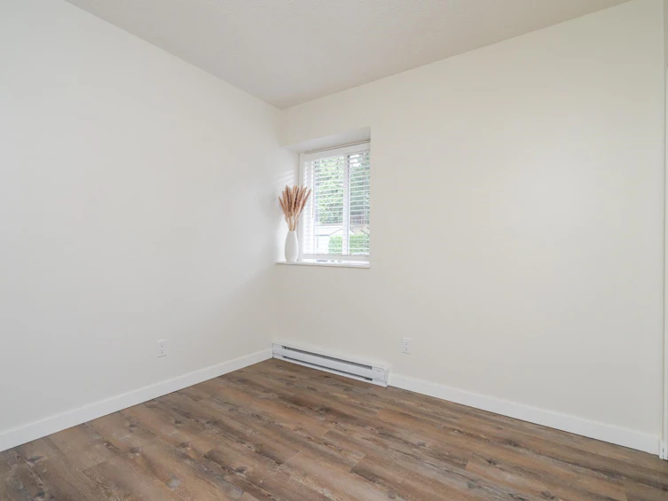 34843 Laburnum Avenue, Abbotsford, BC, V2S 5J3 - 18