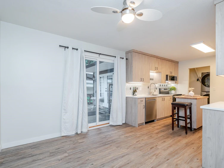 34843 Laburnum Avenue, Abbotsford, BC, V2S 5J3 - 12