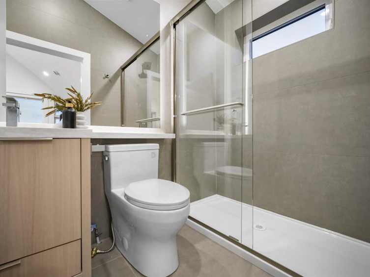 1-3623 Triumph Street, Vancouver, BC, V5K 1V4 - 24