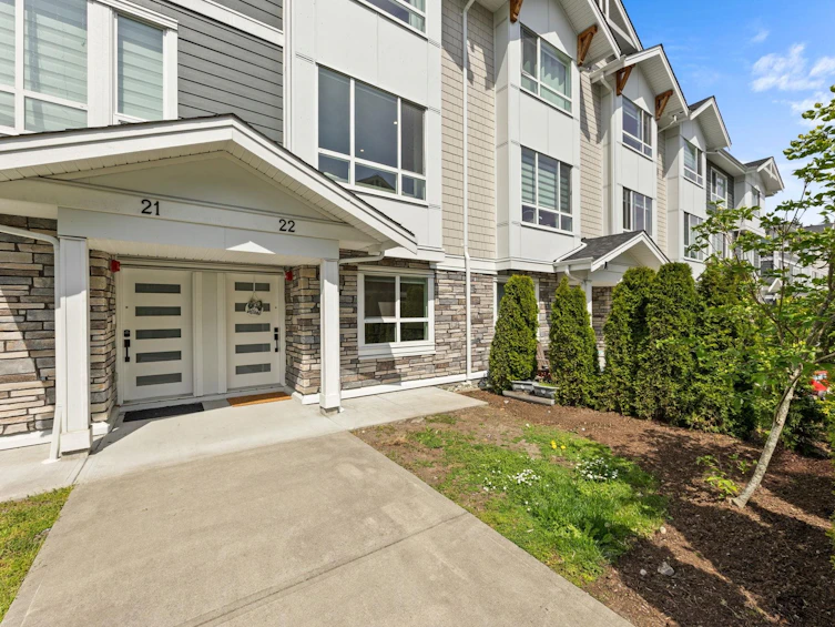 22-19753 55a Avenue, Langley, BC, V3A 0J9 - 2