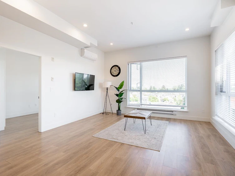401-8496 120 Street, Surrey, BC, V3W 3N5 - 8