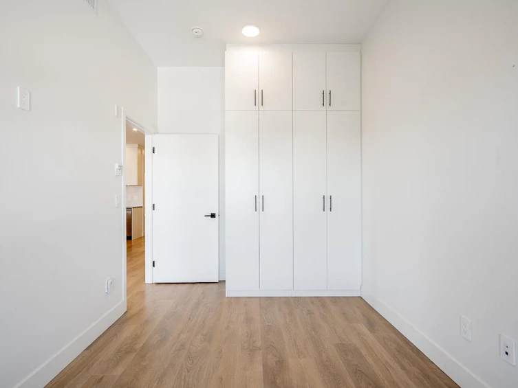 401-8496 120 Street, Surrey, BC, V3W 3N5 - 21