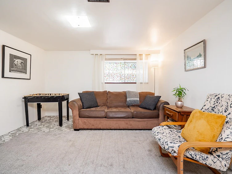 1049 E 11th Avenue, Vancouver, BC, V5T 2G1 - 24