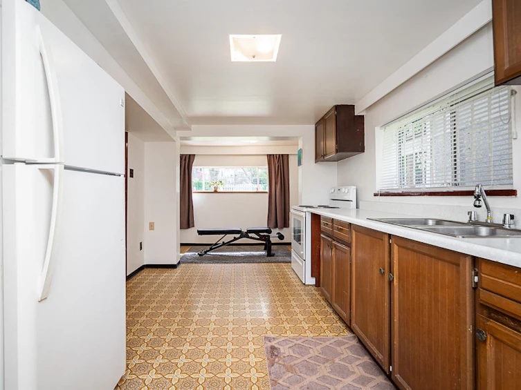 1049 E 11th Avenue, Vancouver, BC, V5T 2G1 - 22