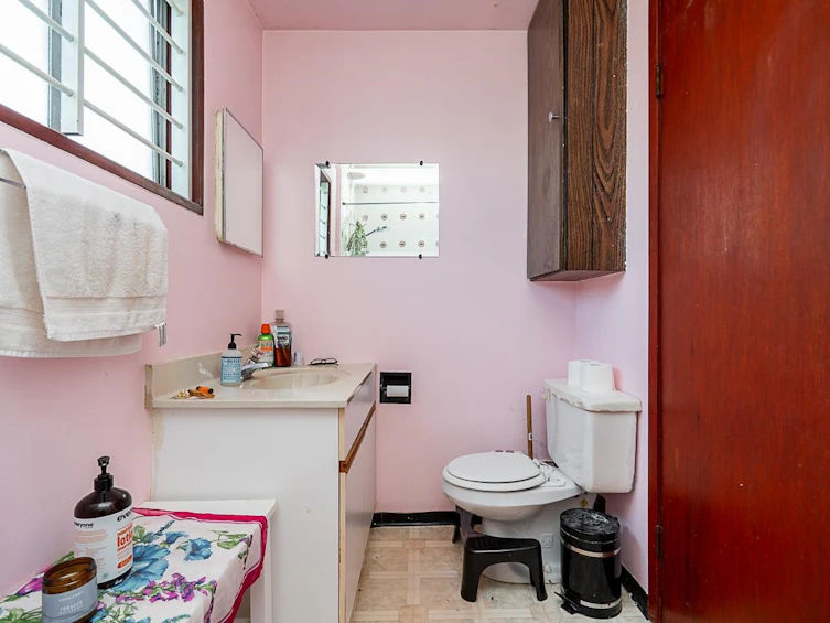 1049 E 11th Avenue, Vancouver, BC, V5T 2G1 - 9