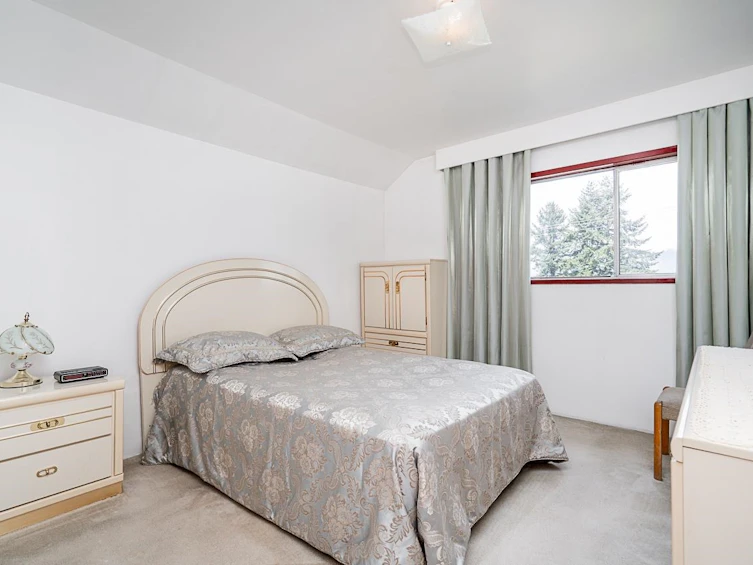 1049 E 11th Avenue, Vancouver, BC, V5T 2G1 - 20