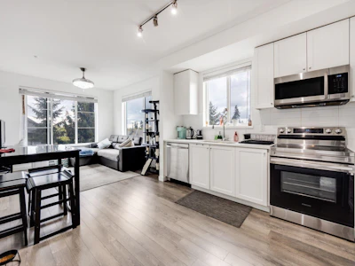 316-15835 85 Avenue - 4