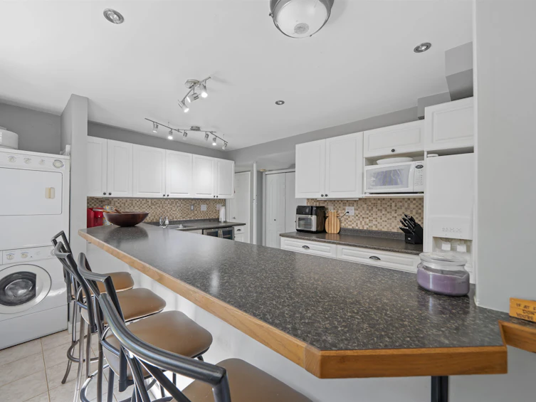 11730 97 Avenue, Surrey, BC, V3V 2B8 - 19
