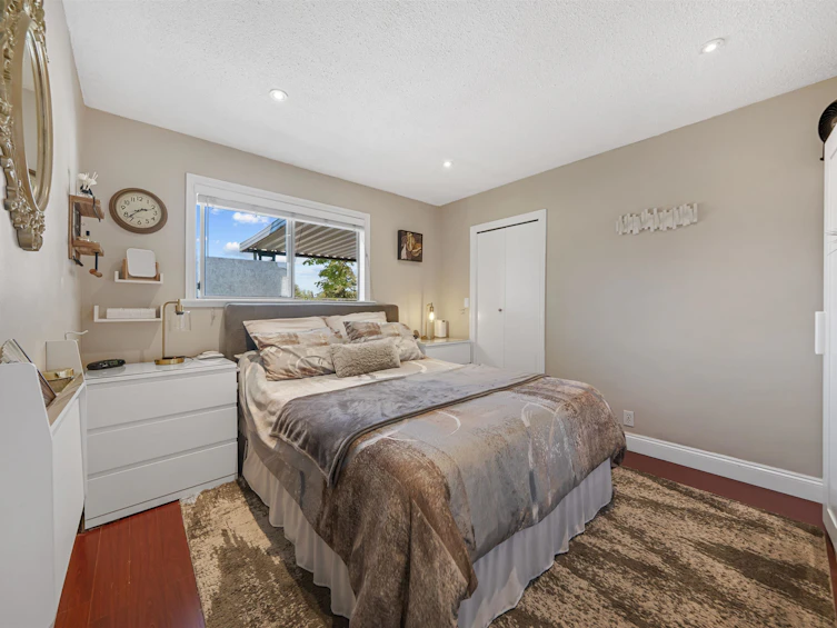 11730 97 Avenue, Surrey, BC, V3V 2B8 - 10
