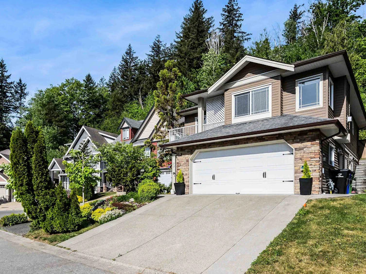 33-45957 Sherwood Drive, Chilliwack, BC, V2R 5Y2 - 2
