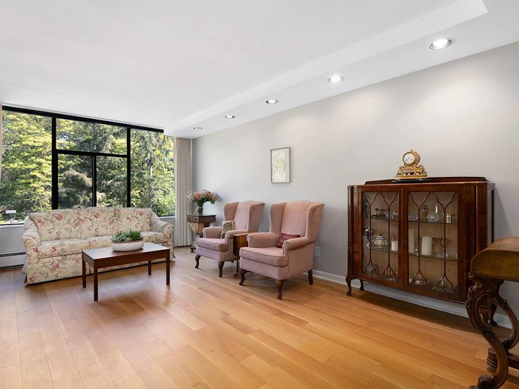 309-4101 Yew Street, Vancouver, BC, V6L 3B7 - 5