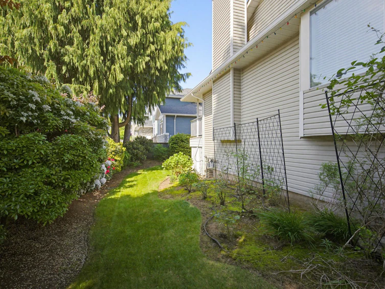 1-32615 Murray Avenue, Abbotsford, BC, V2T 4T8 - 35