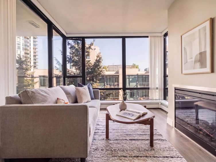 807-151 W 2nd Street, North Vancouver, BC, V7M 3P1 - 2