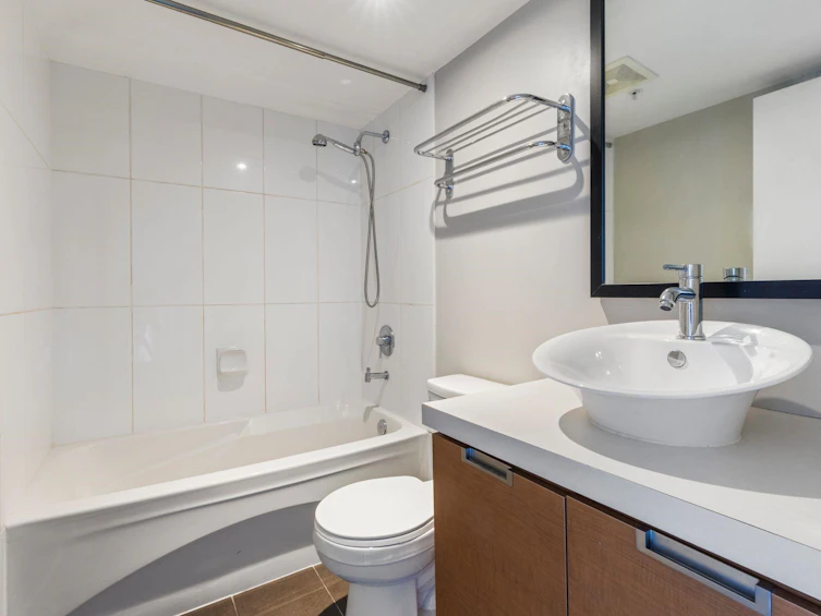 807-151 W 2nd Street, North Vancouver, BC, V7M 3P1 - 12