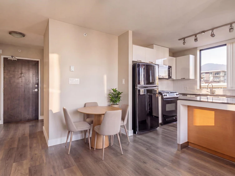 807-151 W 2nd Street, North Vancouver, BC, V7M 3P1 - 6