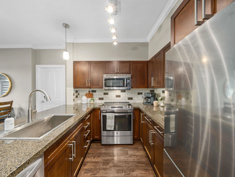 116-2353 Marpole Avenue, Port Coquitlam, BC, V3S 2A1 - 13