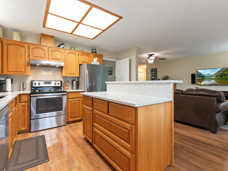 6944 Coach Lamp Drive, Chilliwack, BC, V2R 2X6 - 14