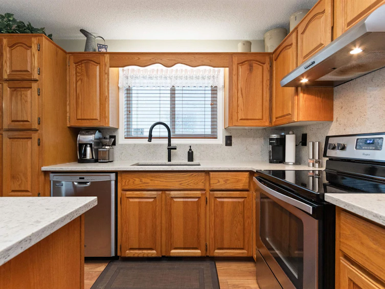 6944 Coach Lamp Drive, Chilliwack, BC, V2R 2X6 - 16