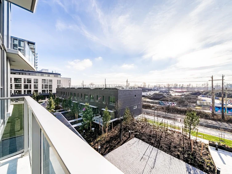 421-3538 Sawmill Crescent, Vancouver, BC, V5S 0J8