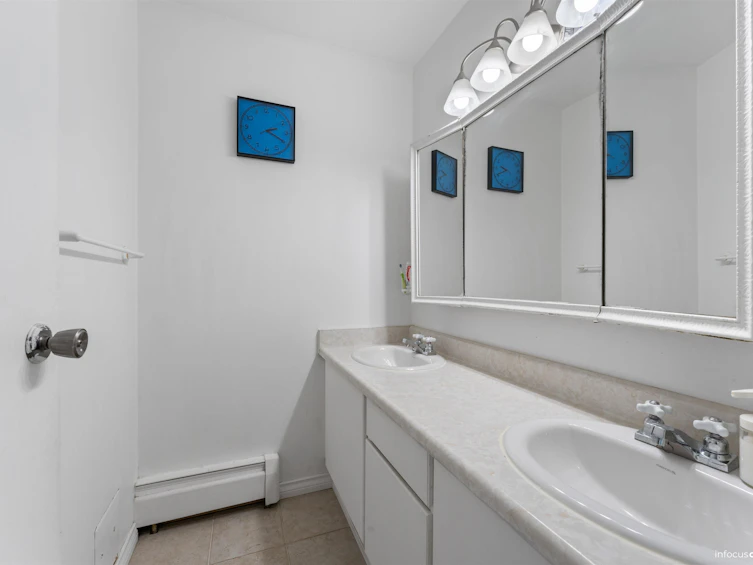 207-13931 74 Avenue, Surrey, BC, V3W 6G6 - 13